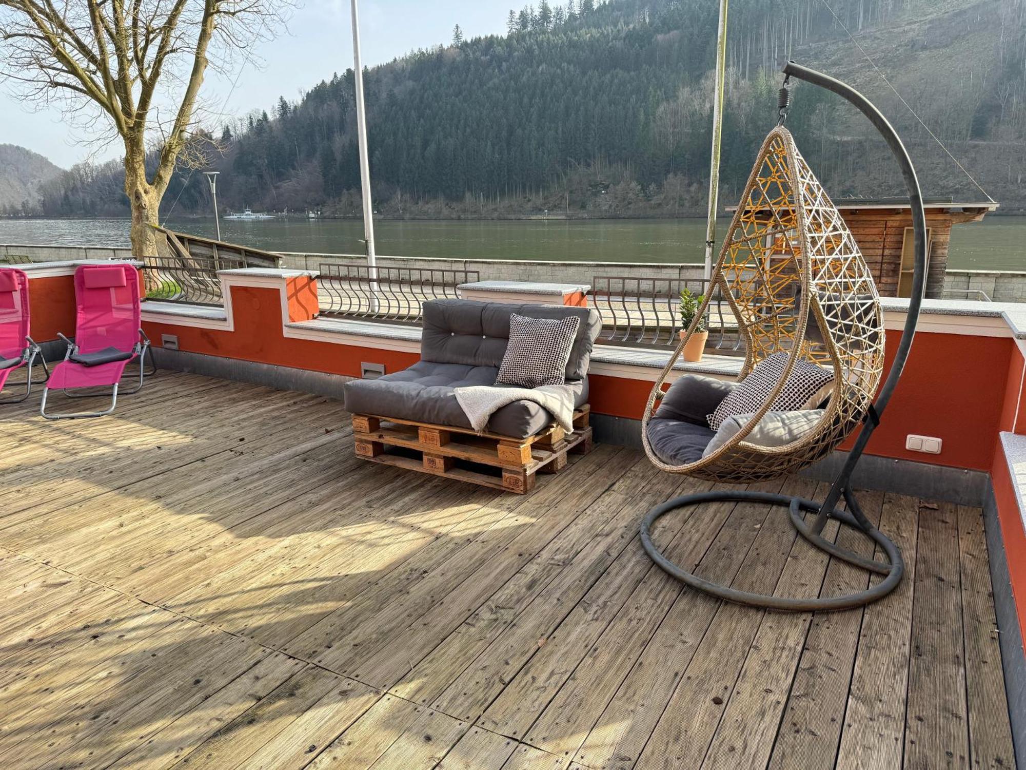 Terrassenwohnung Mit Donaublick Obernzell Exterior foto